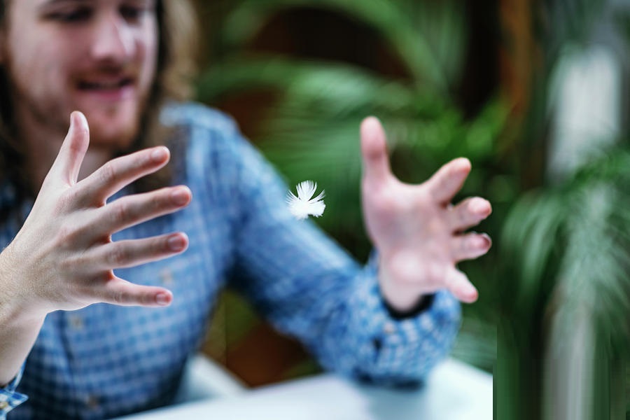 آموزش تله کینزی حرفه ای (تکان دادن اجسام با قدرت ذهن)