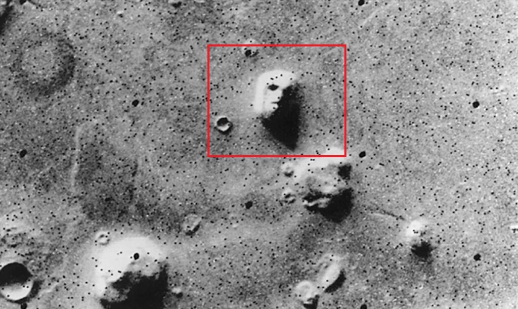 چهره موجود در سیاره مریخ